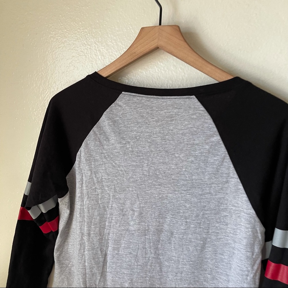 Hot Topic | Gryffindor Quidditch Raglan Top - Picture 6 of 6